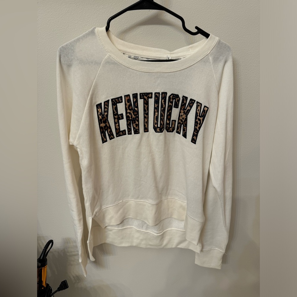 Kentucky crop pullover